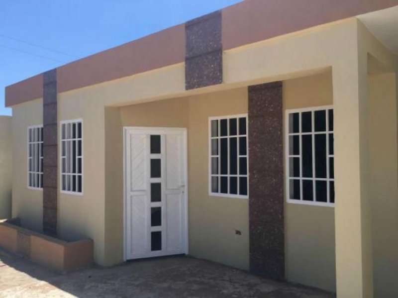 Foto Casa en Venta en Punto Fijo, Falcón - CAV99161 - BienesOnLine