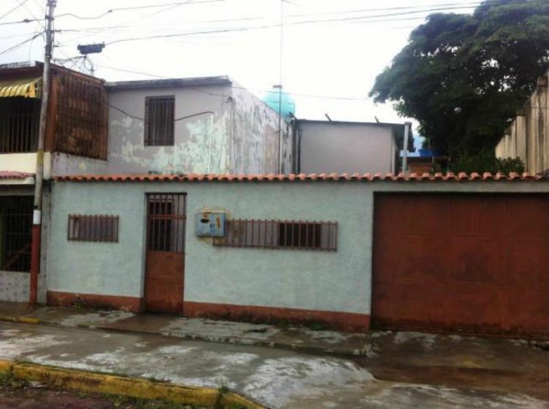 Foto Casa en Venta en Caña de Azucar, Maracay, Aragua - BsF 7.999 - CAV109326 - BienesOnLine