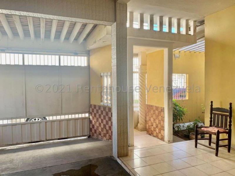 Casa en Venta Centro Punto Fijo cod rah 22-7249