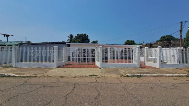 Foto Casa en Venta en LIBERTAD, Ciudad Ojeda, Zulia - U$D 14.000 - CAV230475 - BienesOnLine