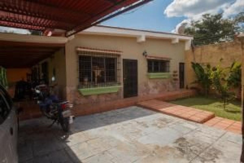 Foto Casa en Venta en colinas de guataparo valencia carabobo, Valencia, Carabobo - U$D 126.000 - CAV146204 - BienesOnLine