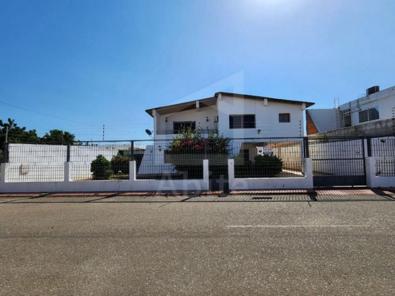 Foto Casa en Venta en Punto Fijo, Falcón - U$D 35.000 - CAV217713 - BienesOnLine