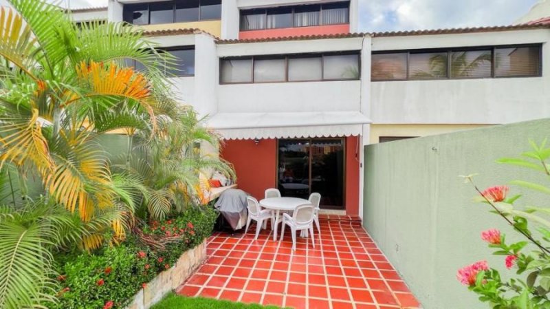 Foto Casa en Venta en LECHERIA, Diego Bautista Urbaneja, Anzoátegui - U$D 110.000 - CAV248591 - BienesOnLine