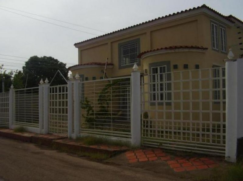 Foto Casa en Venta en Coro, Falcón - BsF 1.500.000 - CAV21261 - BienesOnLine