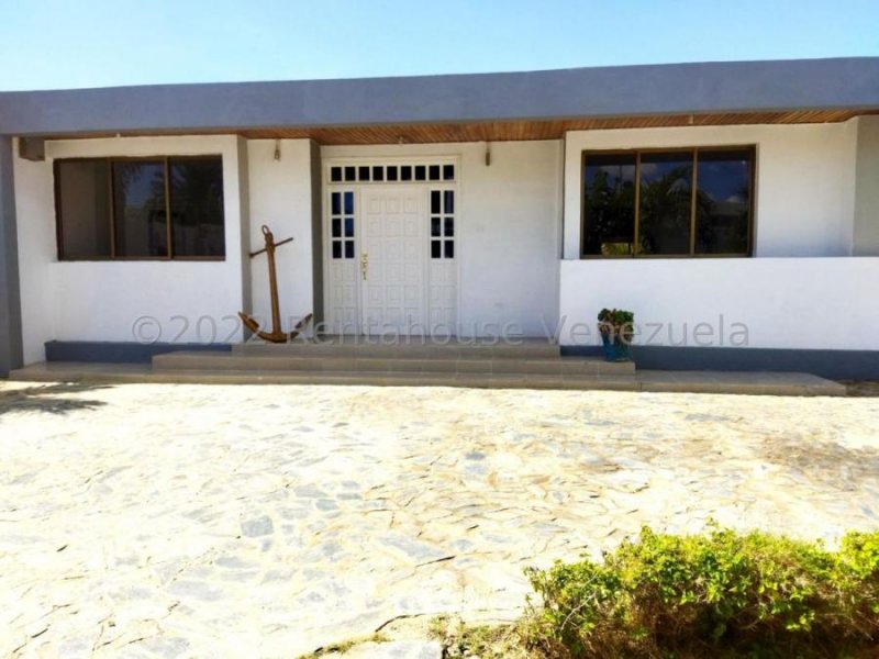 Foto Casa en Venta en Punto Fijo, Falcón - U$D 300.000 - CAV178037 - BienesOnLine