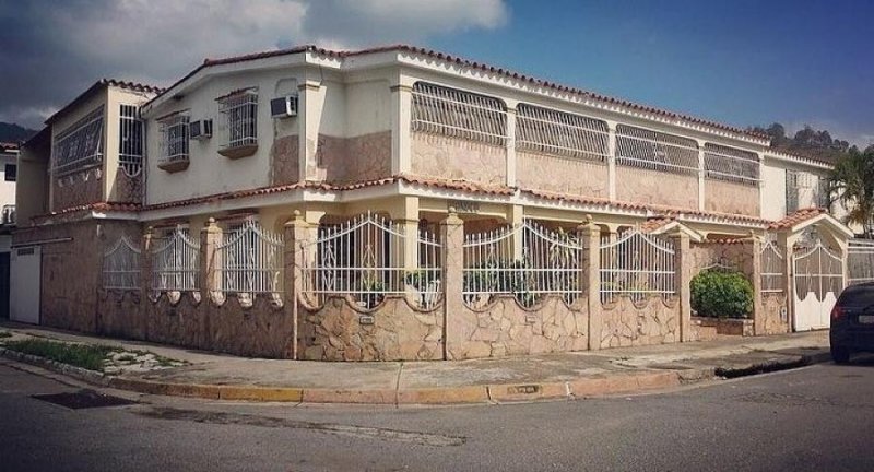 Foto Casa en Venta en NAGUANAGUA, Naguanagua, Carabobo - U$D 38.500 - CAV144224 - BienesOnLine