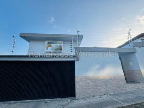 Casa en Venta en el cafetal Baruta, Miranda