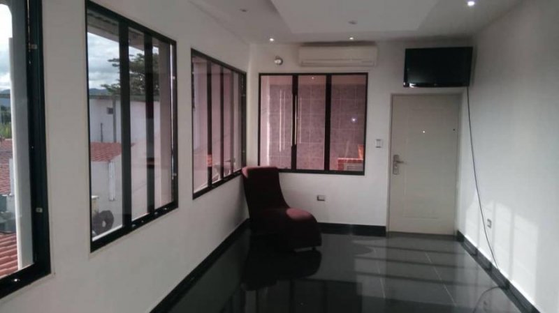 Foto Casa en Venta en GUACARA, Guacara, Carabobo - U$D 33.000 - CAV149063 - BienesOnLine