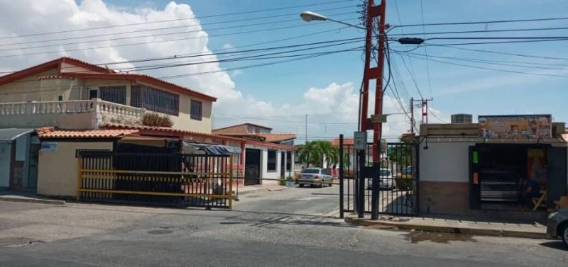 Foto Casa en Venta en GUACARA, Guacara, Carabobo - U$D 30.000 - CAV147503 - BienesOnLine