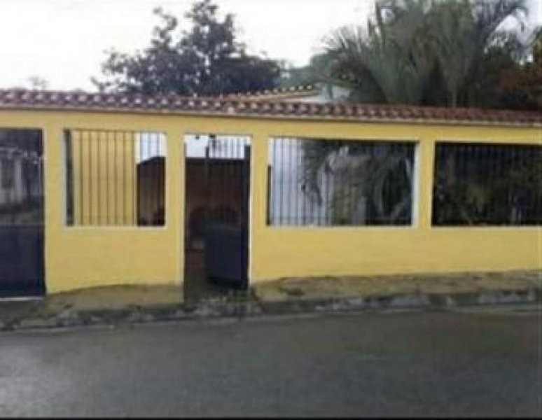 Foto Casa en Venta en Montalbán, Carabobo - U$D 15.000 - CAV132198 - BienesOnLine