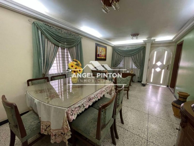 CASA EN VENTA EN AMPARO MARACAIBO API 0279
