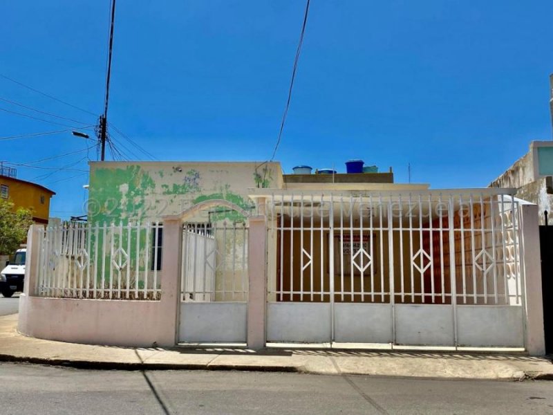 Foto Casa en Venta en Punto Fijo, Falcón - U$D 15.000 - CAV176143 - BienesOnLine