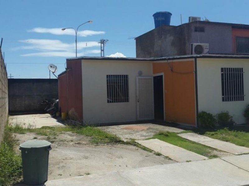 Foto Casa en Venta en Carabobo, Los Guayos, Carabobo - BsF 16.500.000 - CAV95643 - BienesOnLine