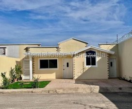 Casa en Venta en  Punto Fijo, Falcón