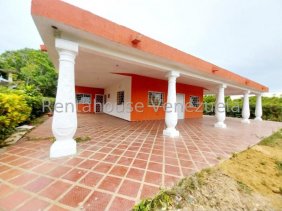 Casa en Venta en  Punto Fijo, Falcón