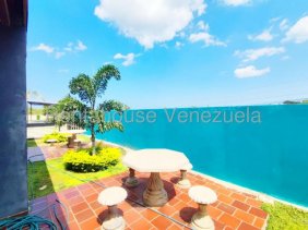 Casa en Venta en  Punto Fijo, Falcón