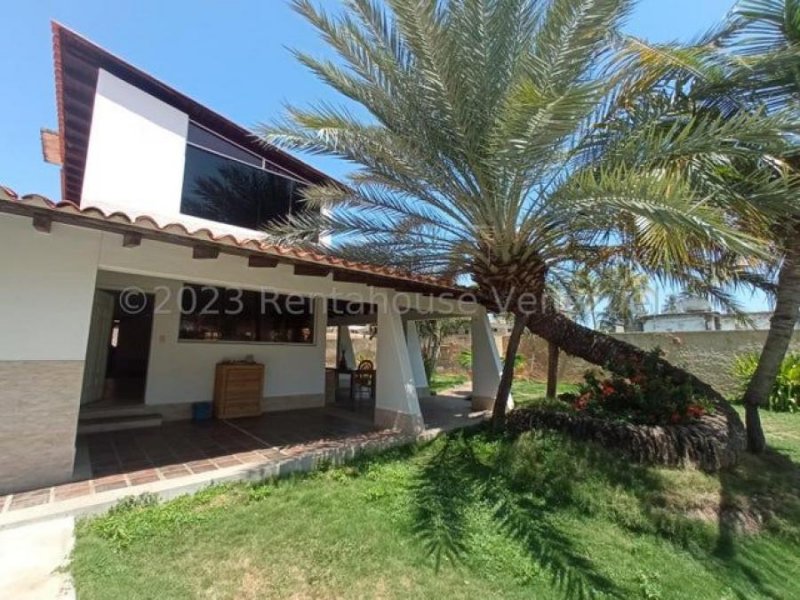 Casa en Venta en  Chichiriviche, Falcón