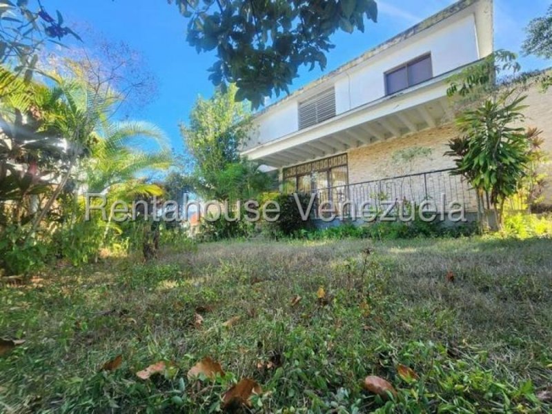 Casa en Venta en CUMBRES DE CURUMO Caracas, Distrito Federal