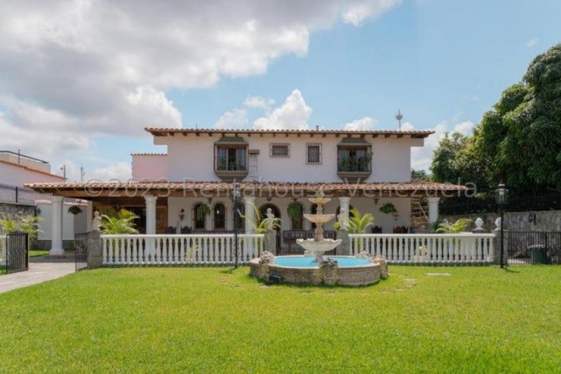 Casa en Venta en CUMBRES DE CURUMO Caracas, Distrito Federal