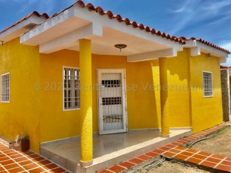 Foto Casa en Venta en Punto Fijo, Falcón - U$D 28.000 - CAV166297 - BienesOnLine