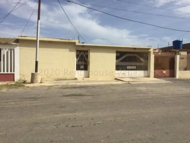 Foto Casa en Venta en punto fijo, Punto Fijo, Falcón - U$D 22.000 - CAV168449 - BienesOnLine