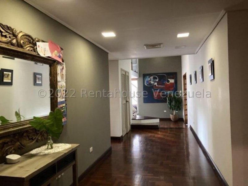 Foto Casa en Venta en Maracaibo, Zulia - U$D 300.000 - CAV238309 - BienesOnLine