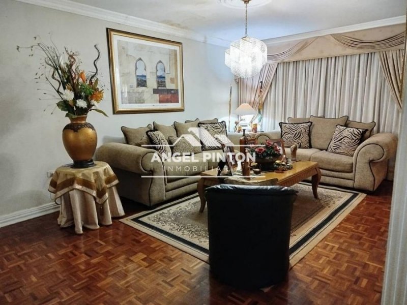 Foto Casa en Venta en Maracaibo, Zulia - U$D 80.000 - CAV243009 - BienesOnLine