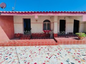 Casa en Venta en  Punto Fijo, Falcón