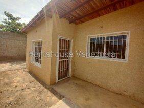 Casa en Venta en  Punto Fijo, Falcón