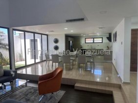 Casa en Venta en  Punto Fijo, Falcón
