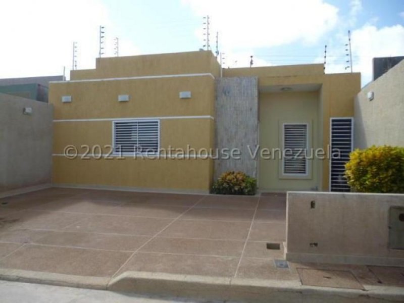 Foto Casa en Venta en punto fijo, Punto Fijo, Falcón - U$D 20.000 - CAV172361 - BienesOnLine