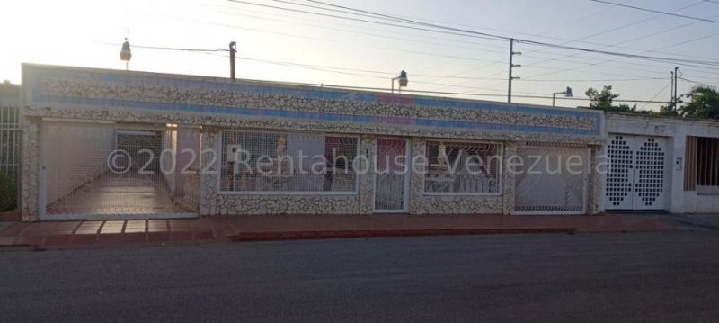 Foto Casa en Venta en Maracaibo, Zulia - U$D 25.000 - CAV243739 - BienesOnLine