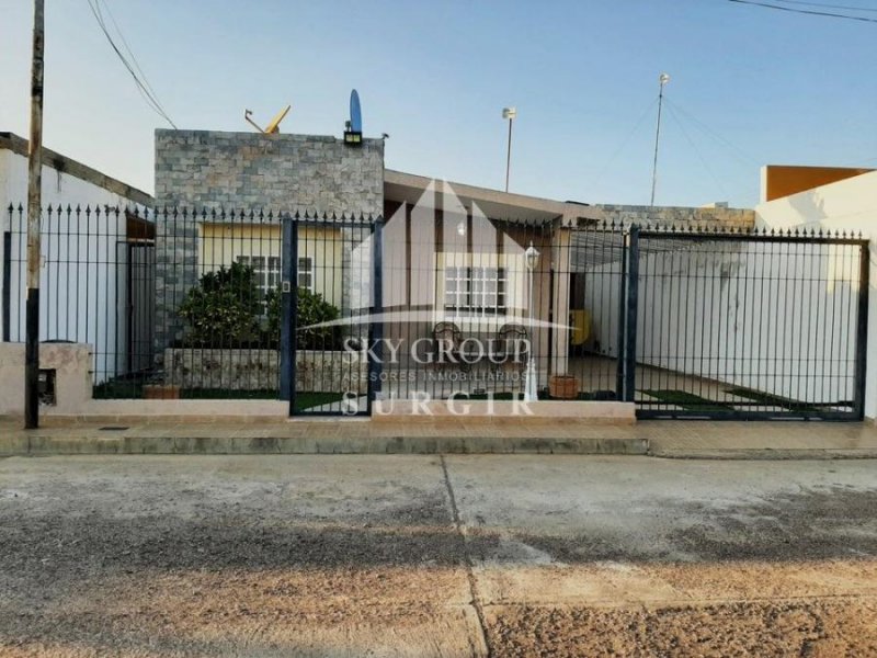 Foto Casa en Venta en Carirubana, Punto Fijo, Falcón - U$D 38.000 - CAV190476 - BienesOnLine