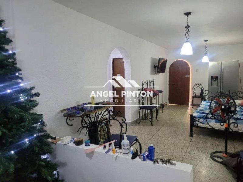 Foto Casa en Venta en Maracaibo, Zulia - U$D 22.000 - CAV240219 - BienesOnLine