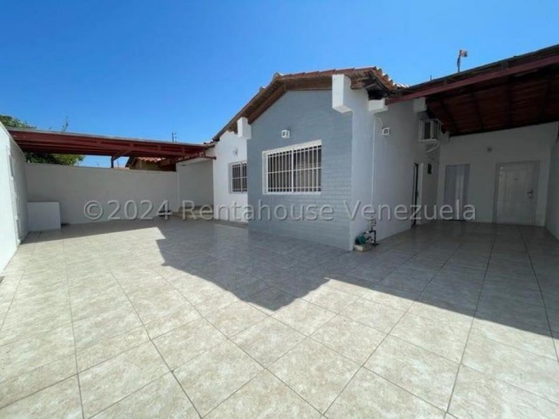 Foto Casa en Venta en Punto Fijo, Falcón - U$D 32.000 - CAV224195 - BienesOnLine