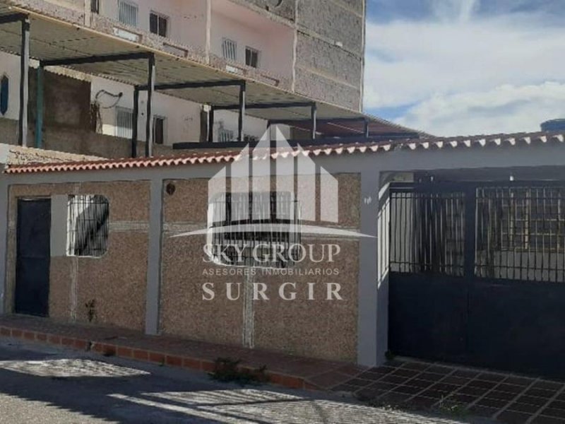 Foto Casa en Venta en Carirubana, Punto Fijo, Falcón - U$D 30.500 - CAV199412 - BienesOnLine