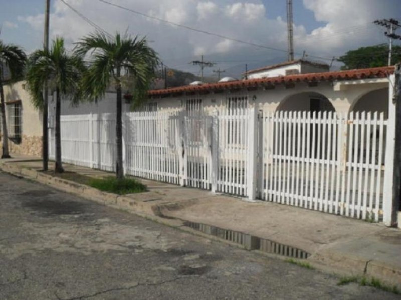 Foto Casa en Venta en San Joaquín, San Joaquín, Carabobo - BsF 12.000 - CAV107931 - BienesOnLine