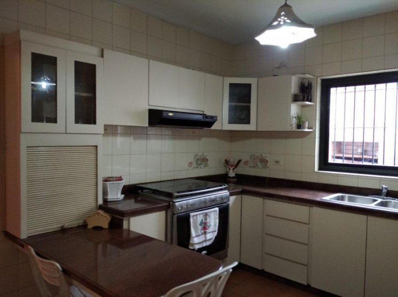 Foto Casa en Venta en Valencia, Valencia, Carabobo - U$D 100.000 - CAV233469 - BienesOnLine