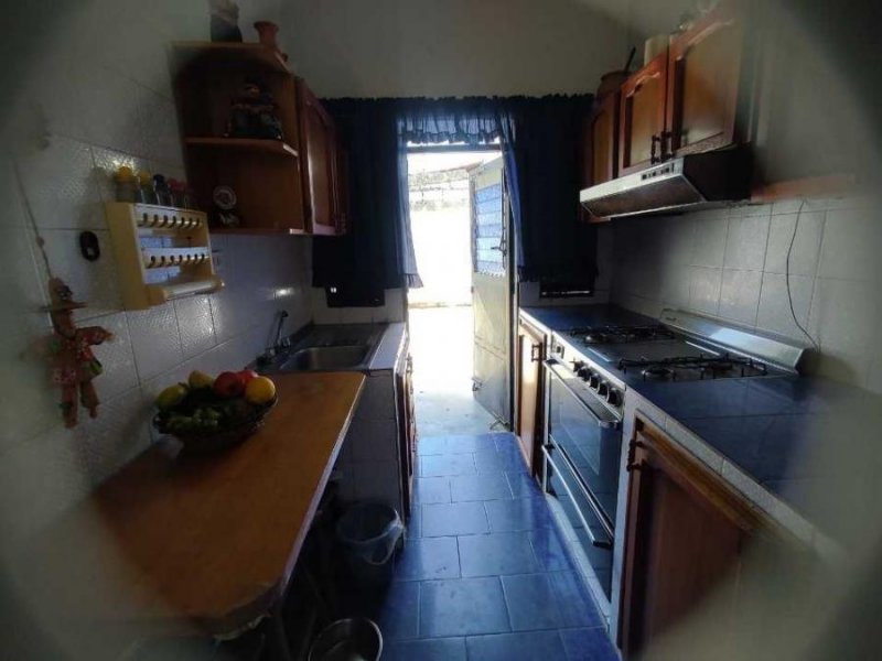 Foto Casa en Venta en Valencia, Valencia, Carabobo - U$D 16.000 - CAV211023 - BienesOnLine