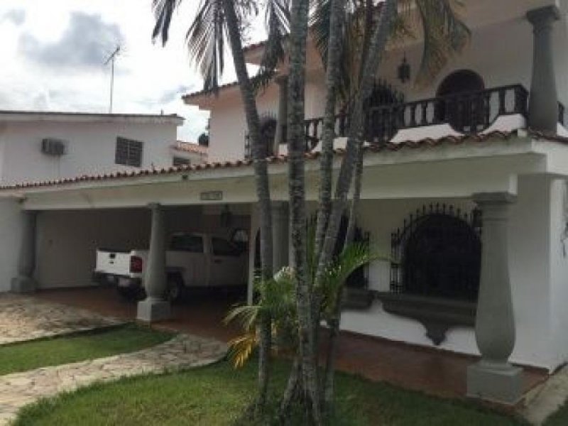 Foto Casa en Venta en Valencia, Carabobo - U$D 180.000 - CAV112472 - BienesOnLine