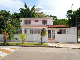 Casa en Venta en Las Clavellinas Trigal. Norte Valencia Carabobo Valencia, Carabobo