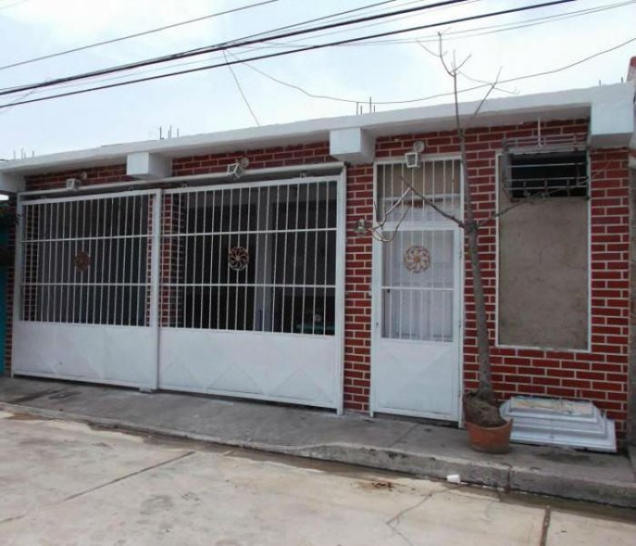 Foto Casa en Venta en Maracay, Aragua - BsF 10.800.000 - CAV64241 - BienesOnLine