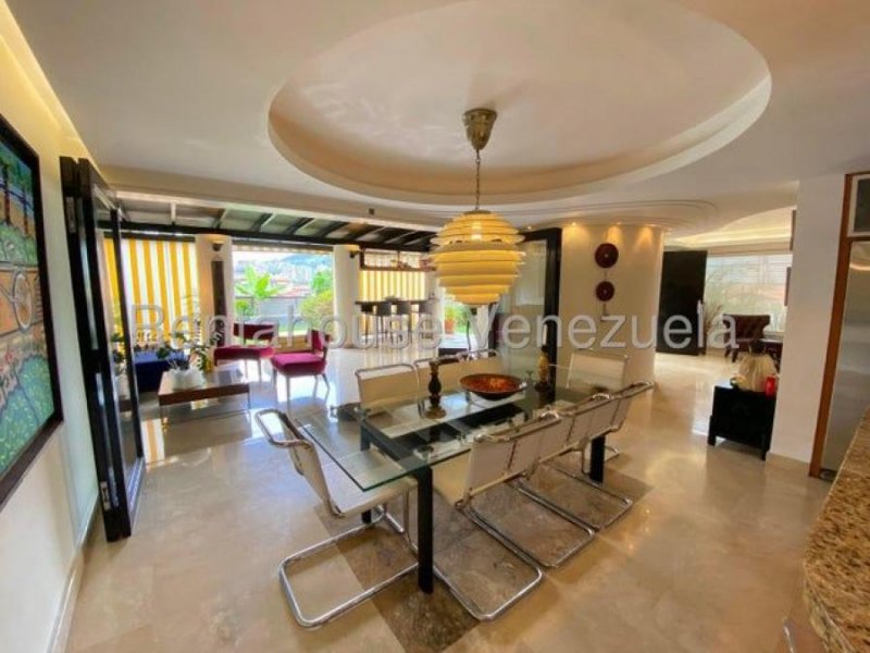 Foto Casa en Venta en LOMAS DE LA TRINIDAD, Caracas, Distrito Federal - U$D 320.000 - CAV244110 - BienesOnLine