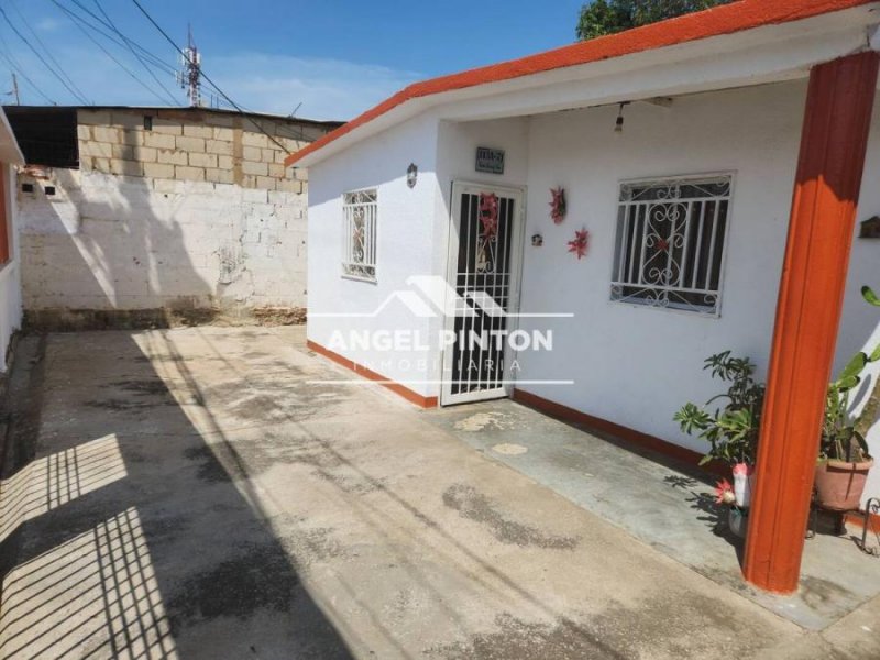 CASA EN VENTA EN LOS HATICOS MARACAIBO API 6909