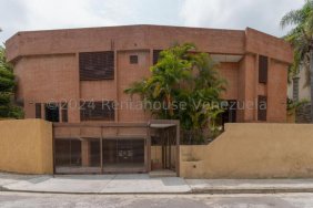 Casa en Venta en Los Naranjos del Cafetal Caracas, Distrito Federal