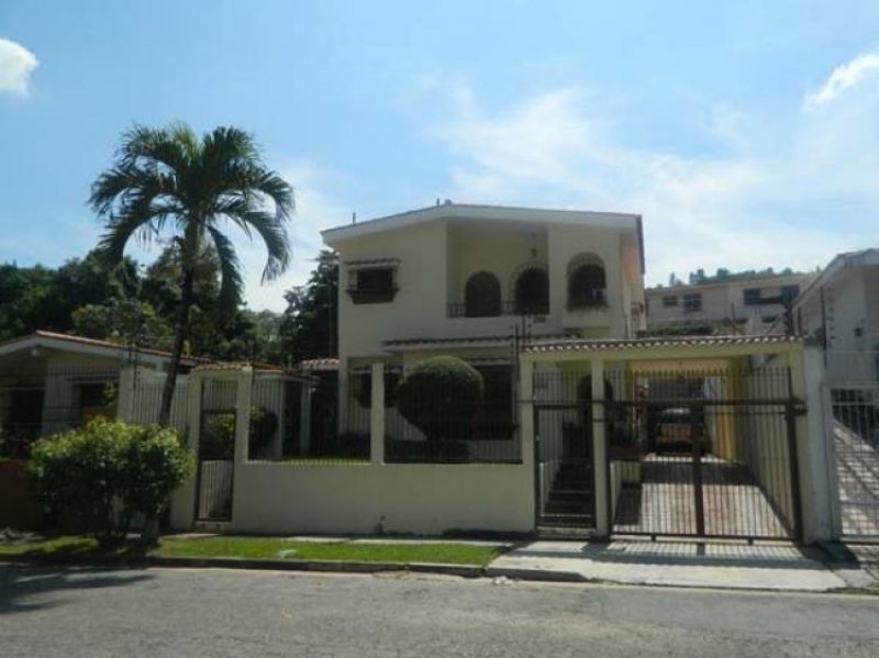 Foto Casa en Venta en Los Nísperos, Valencia, Carabobo - BsF 1.800.000 - CAV44299 - BienesOnLine