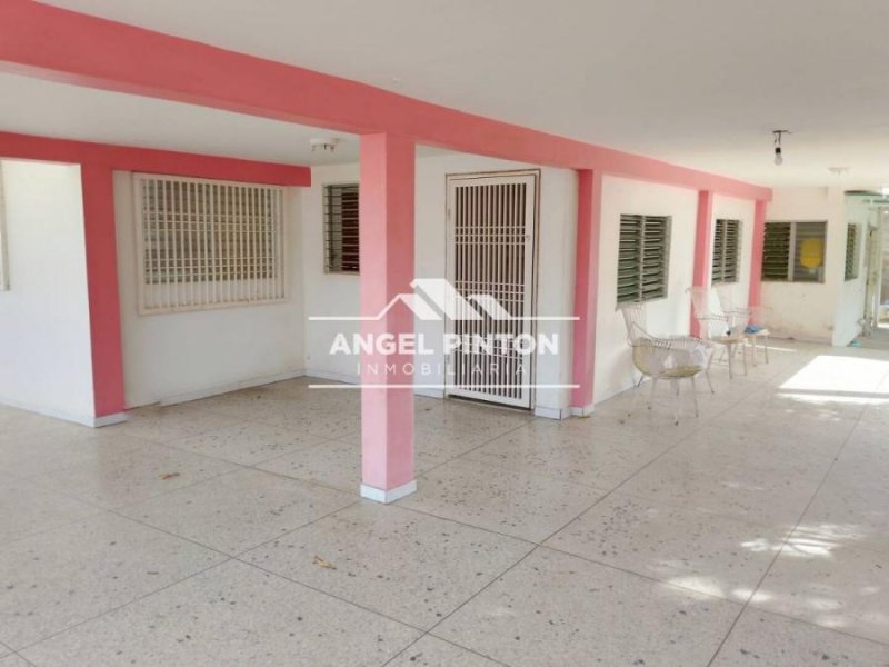 Foto Casa en Venta en Barrio Los Olivos, Maracaibo, Zulia - U$D 16.000 - CAV234656 - BienesOnLine