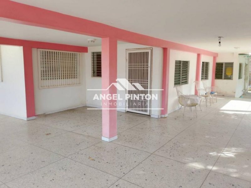 Foto Casa en Venta en Oeste, Maracaibo, Zulia - U$D 18.000 - CAV250754 - BienesOnLine