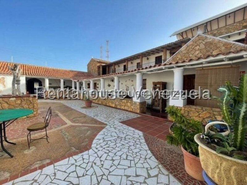 Casa en Venta en  Punto Fijo, Falcón