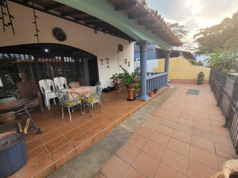 Foto Casa en Venta en Valencia, Valencia, Carabobo - U$D 42.000 - CAV234499 - BienesOnLine